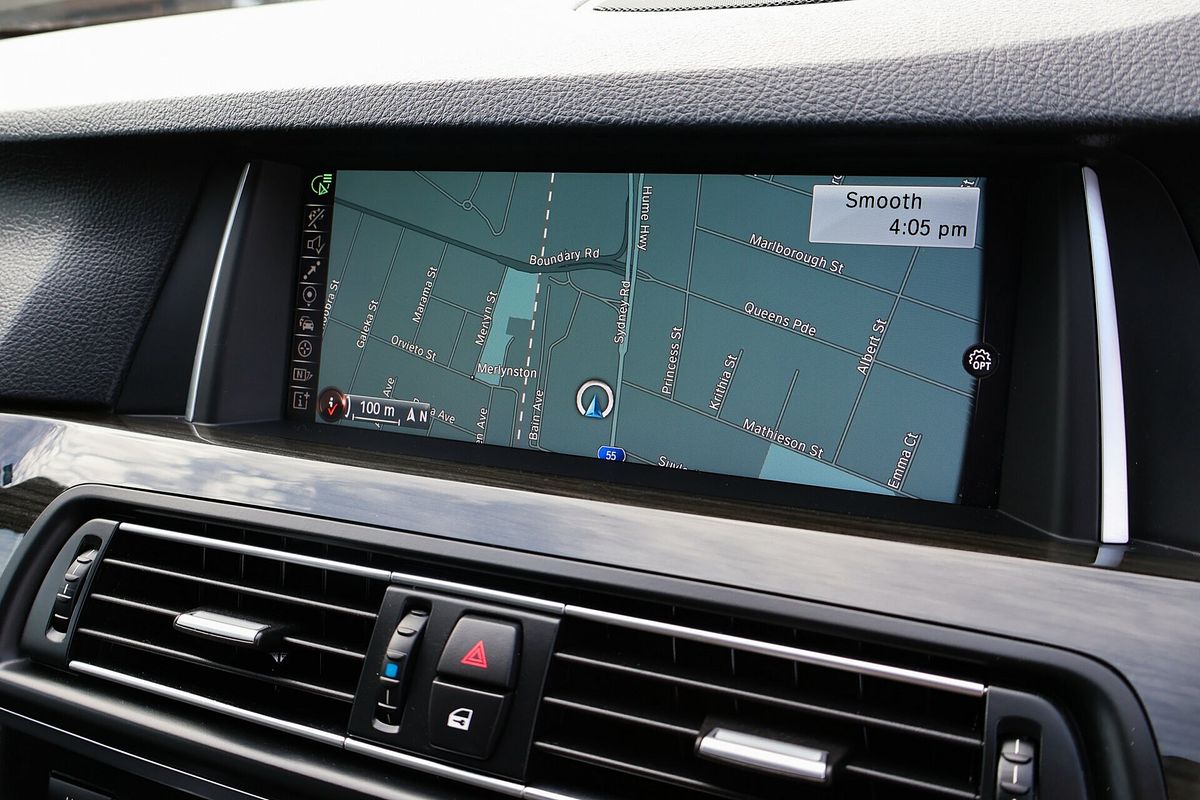 2015 BMW 5 Series 520i M Sport F10 LCI
