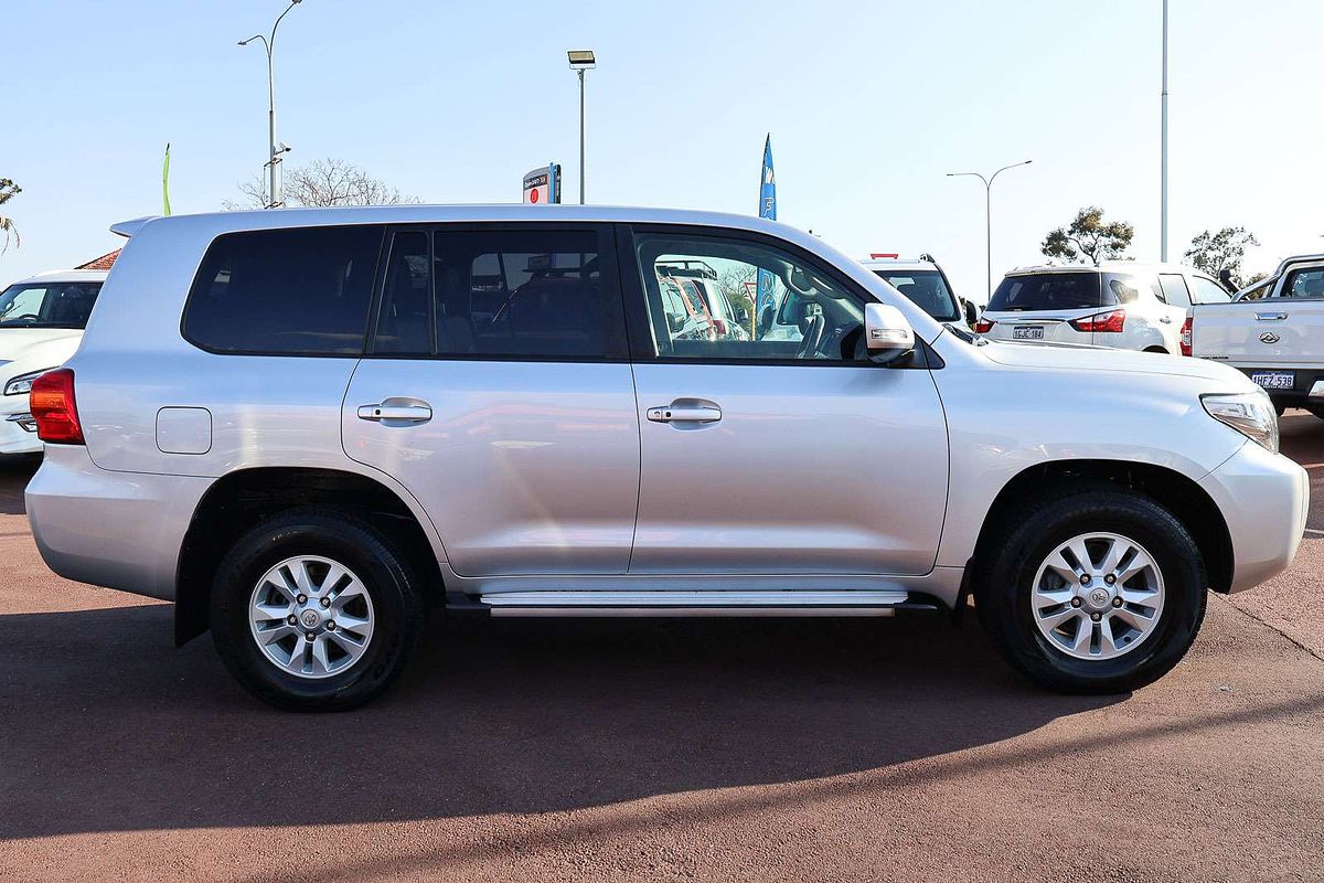 2014 Toyota Landcruiser GXL VDJ200R