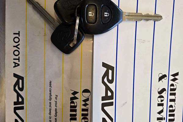 2010 Toyota RAV4 Altitude ACA33R