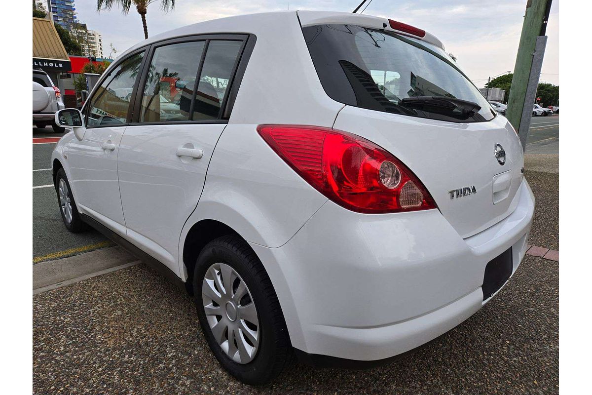 2009 Nissan Tiida ST C11