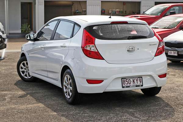 2013 Hyundai Accent Active RB