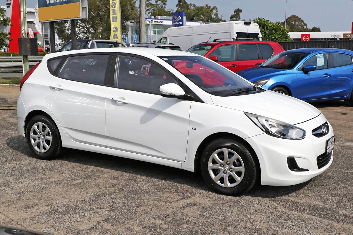 2013 Hyundai Accent Active RB