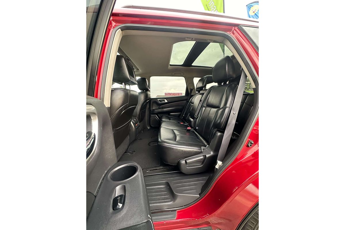 2015 Nissan Pathfinder ST R52