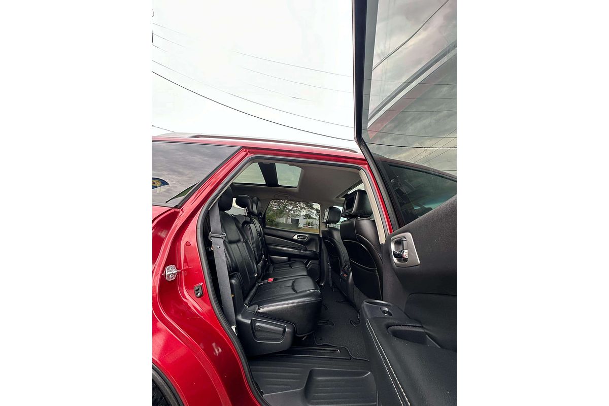 2015 Nissan Pathfinder ST R52