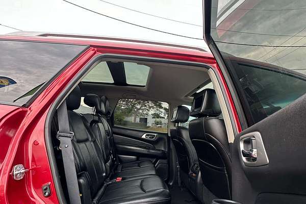 2015 Nissan Pathfinder ST R52