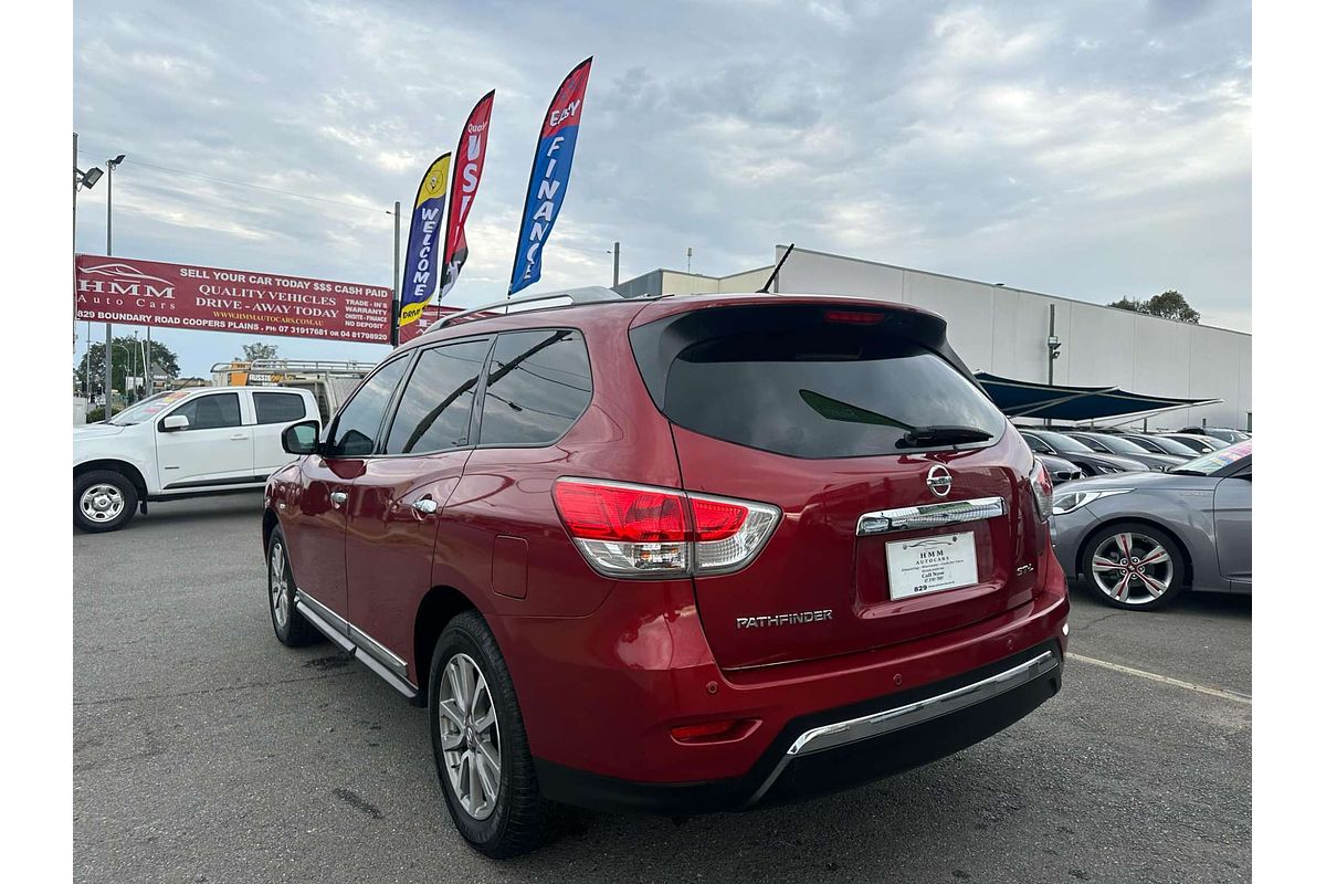 2015 Nissan Pathfinder ST R52
