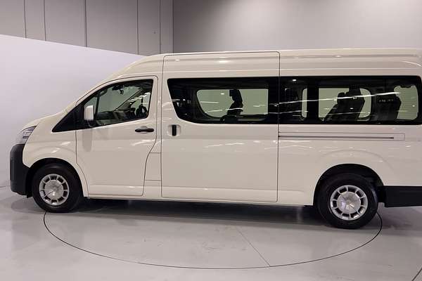 2023 Toyota Hiace Commuter GDH322R