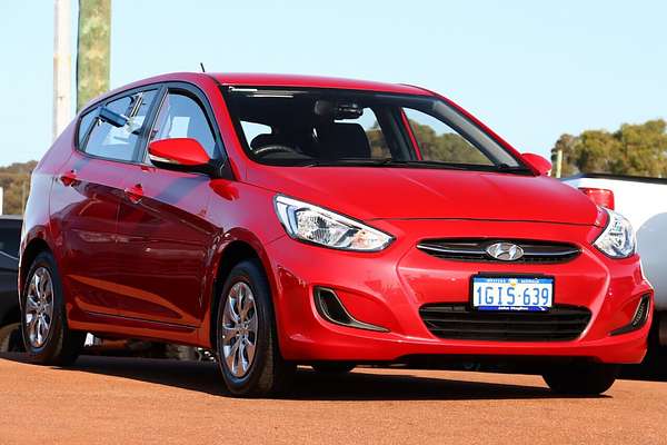 2017 Hyundai Accent Active RB4