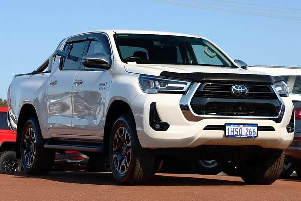 2022 Toyota Hilux SR5 GUN126R 4X4