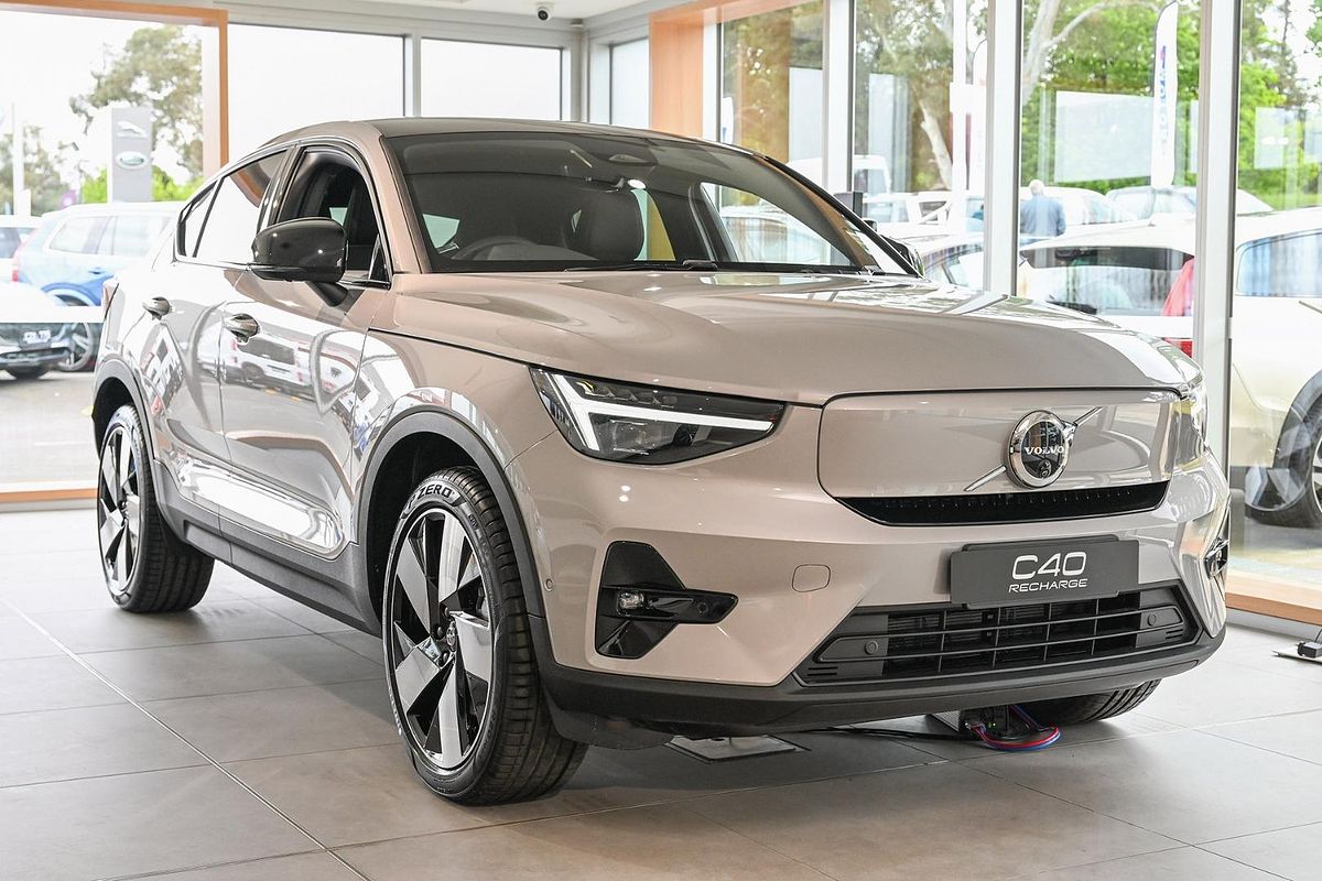 2024 Volvo C40 Recharge Twin
