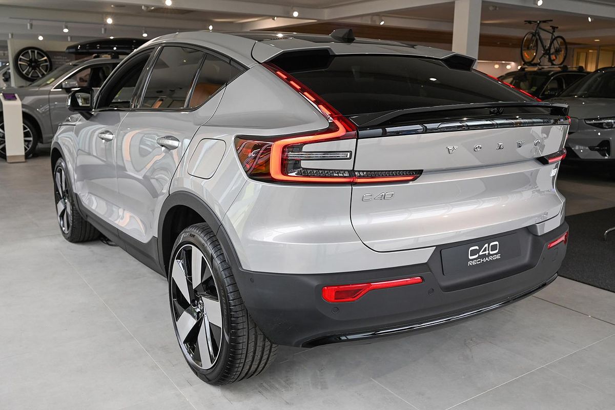 2024 Volvo C40 Recharge Twin