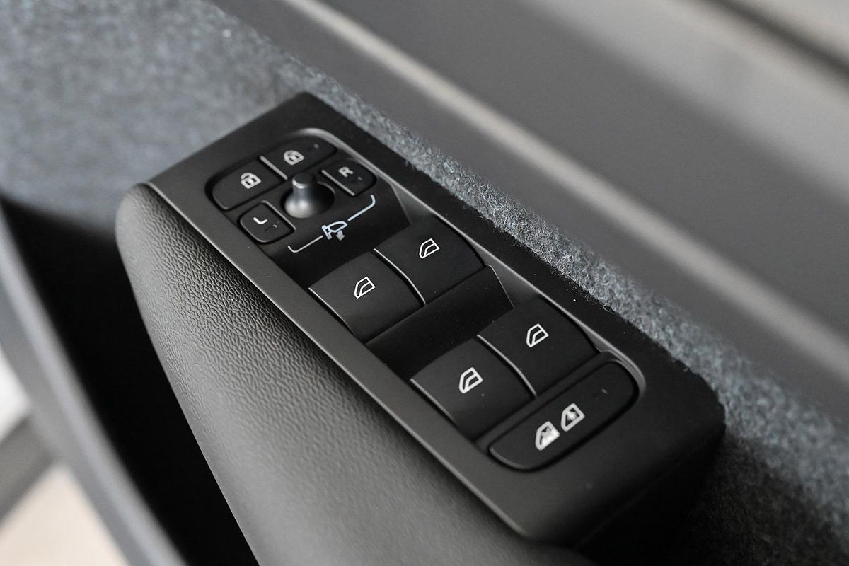 2024 Volvo C40 Recharge Twin
