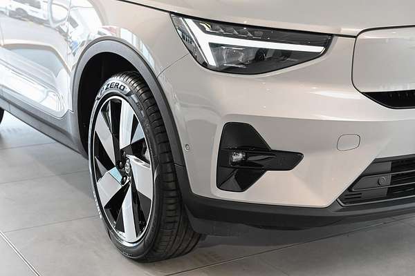 2024 Volvo C40 Recharge Twin