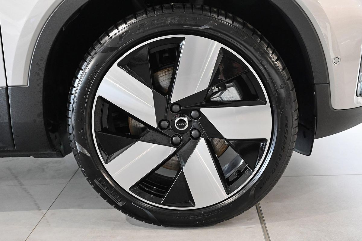 2024 Volvo C40 Recharge Twin