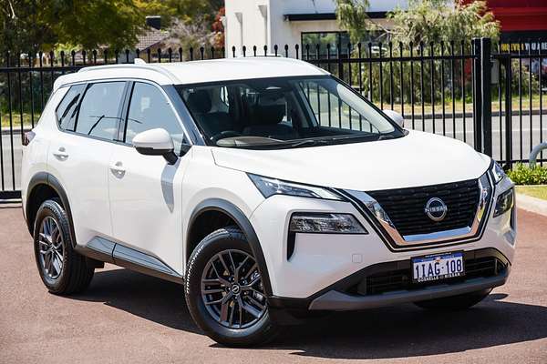 2023 Nissan X-TRAIL ST T33