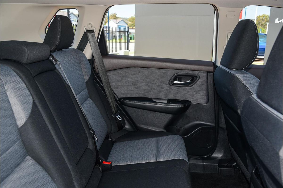 2023 Nissan X-TRAIL ST T33