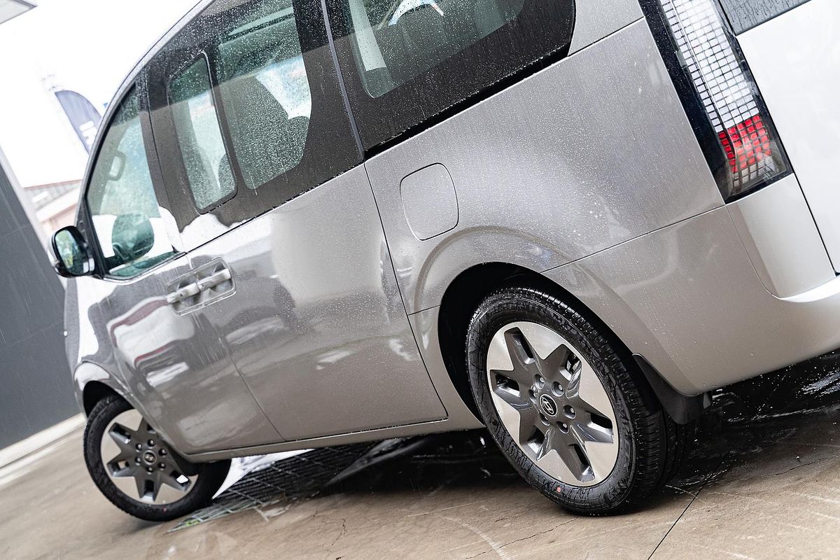 2024 Hyundai STARIA Highlander US4.V3