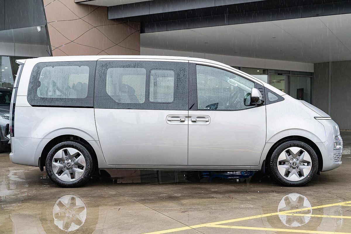 2024 Hyundai STARIA Highlander US4.V3