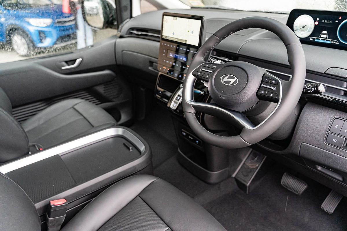 2024 Hyundai STARIA Highlander US4.V3