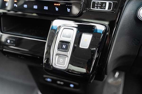 2024 Hyundai STARIA Highlander US4.V3