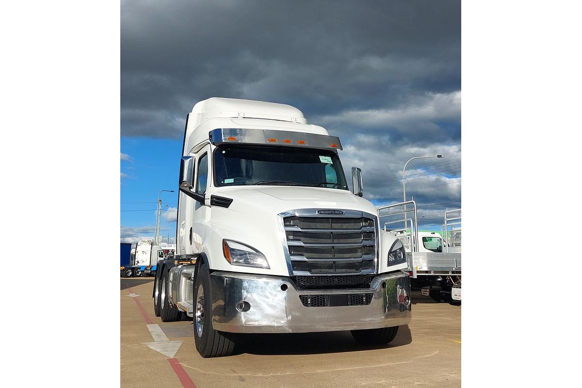 2024 Freightliner Cascadia 126