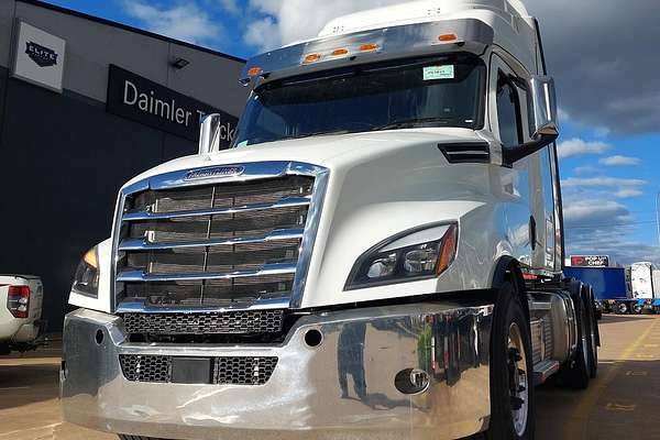 2024 Freightliner Cascadia 126