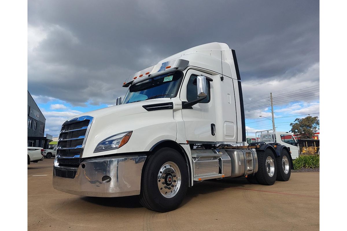 2024 Freightliner Cascadia 126