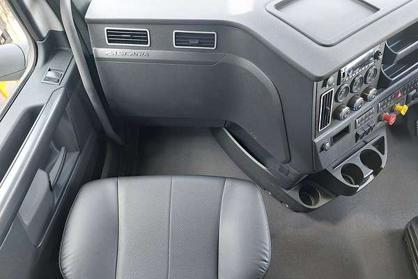 2024 Freightliner Cascadia 126