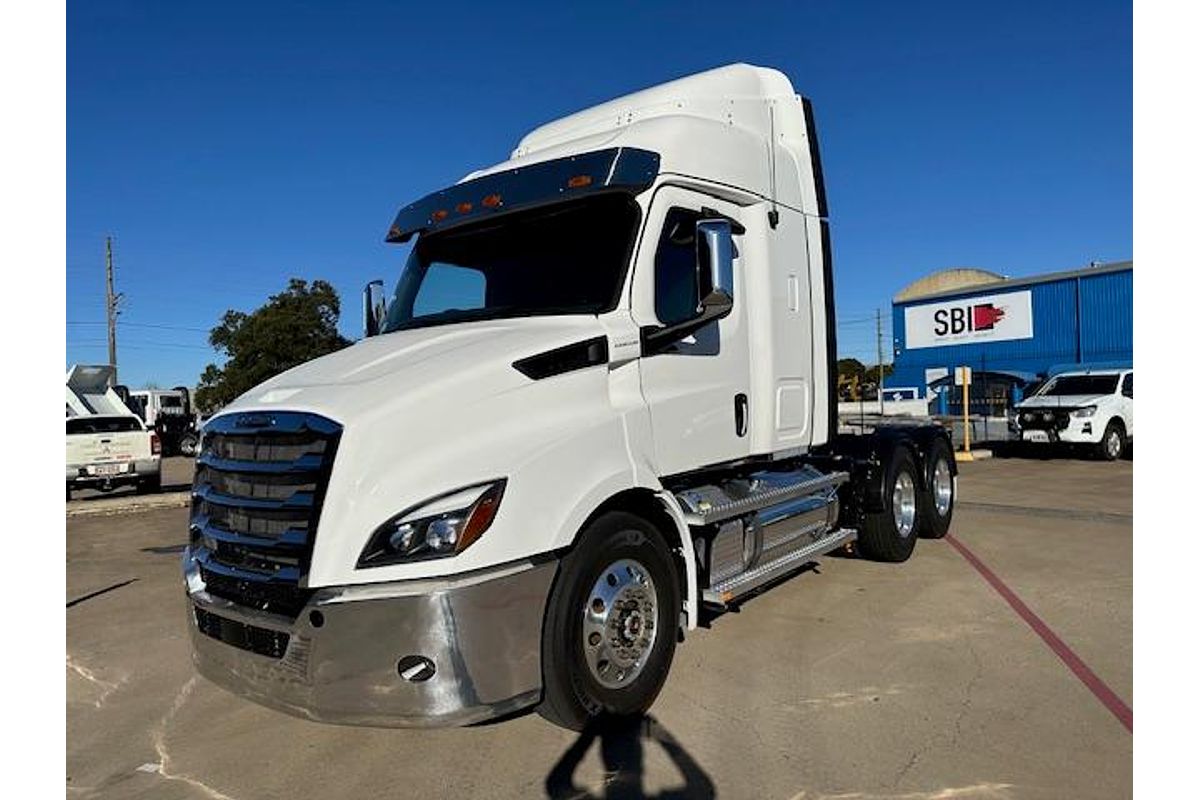 2023 Freightliner Cascadia 116