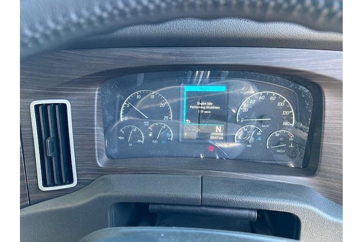 2023 Freightliner Cascadia 116