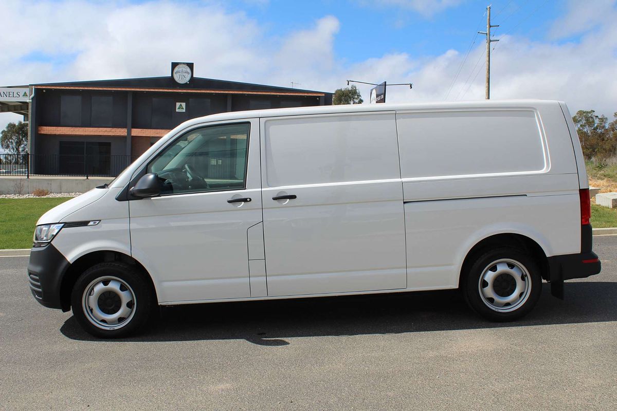 2024 Volkswagen Transporter TDI450 T6.1 LWB