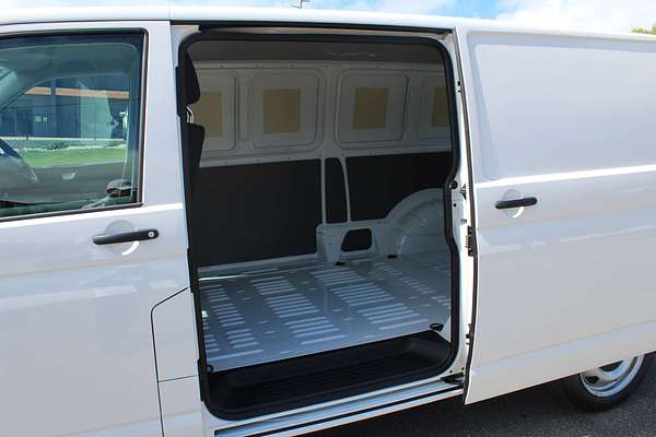 2024 Volkswagen Transporter TDI450 T6.1 LWB