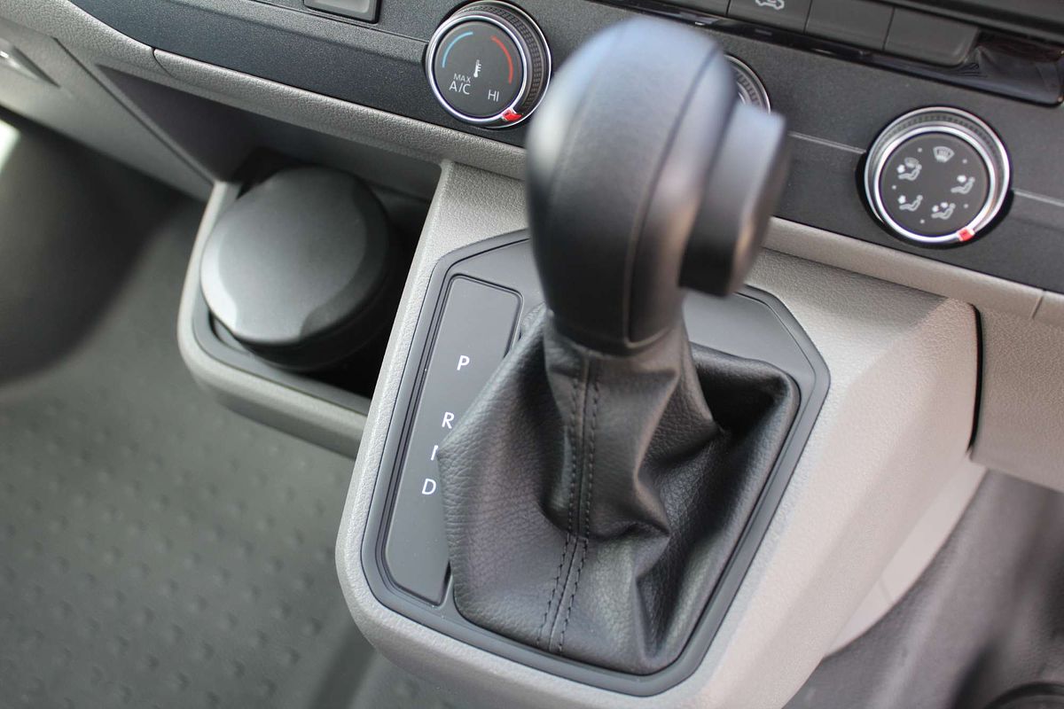 2024 Volkswagen Transporter TDI450 T6.1 LWB