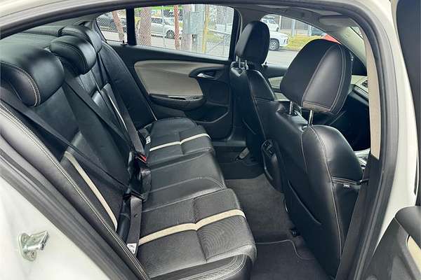 2013 Holden CALAIS V VF