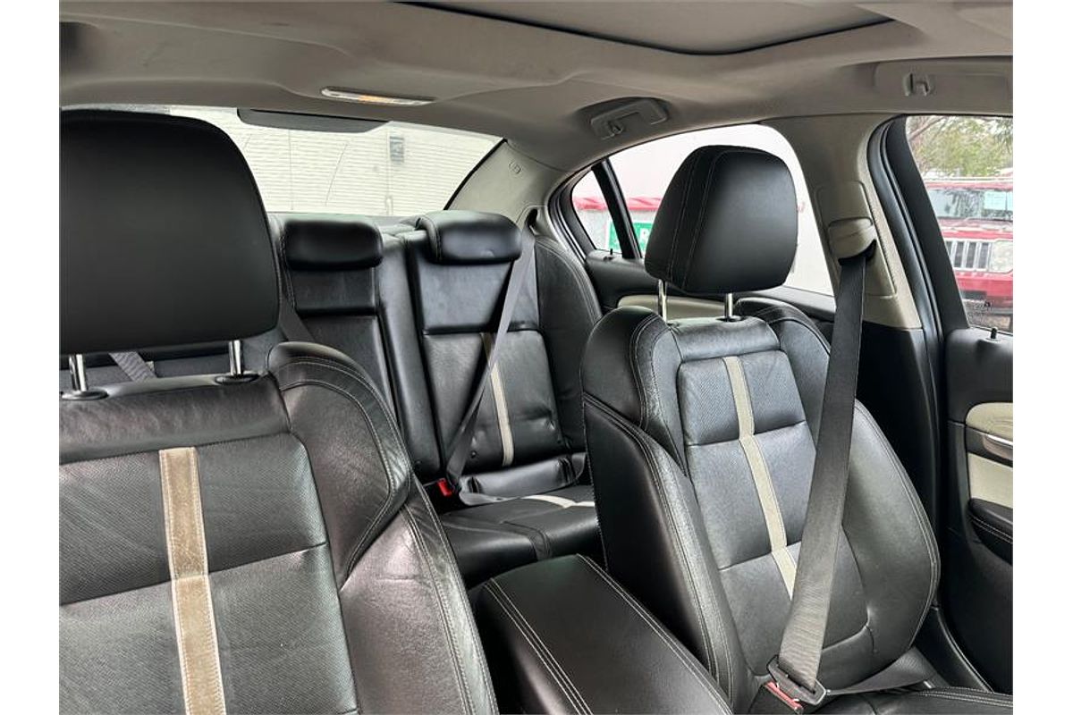 2013 Holden CALAIS V VF