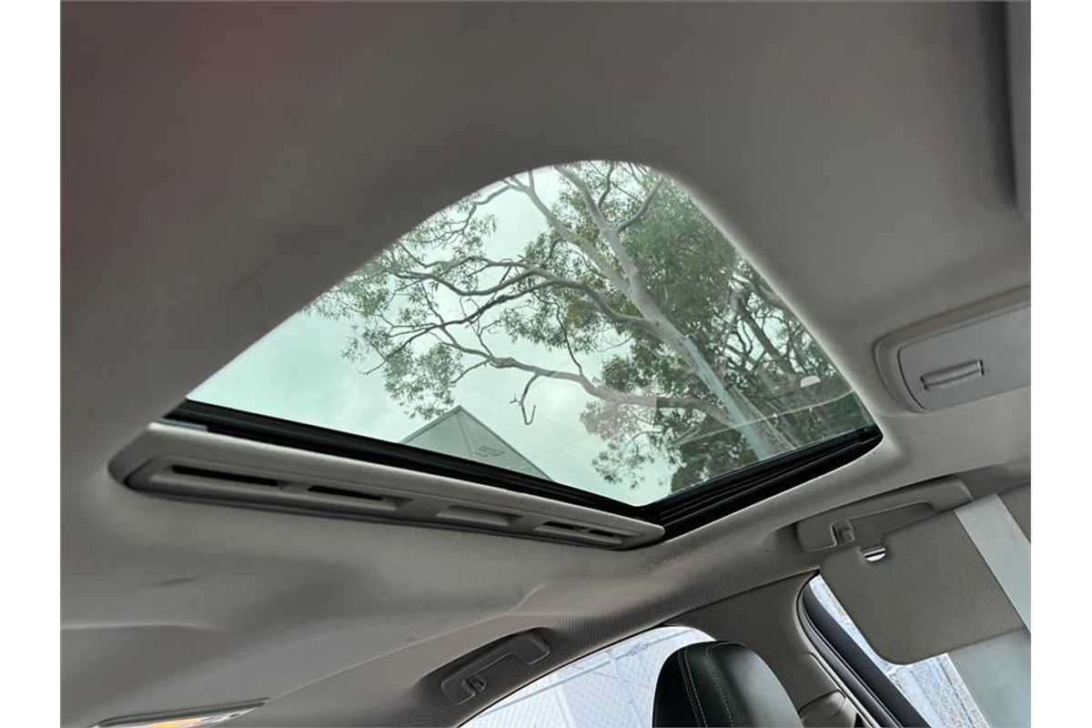 2013 Holden CALAIS V VF