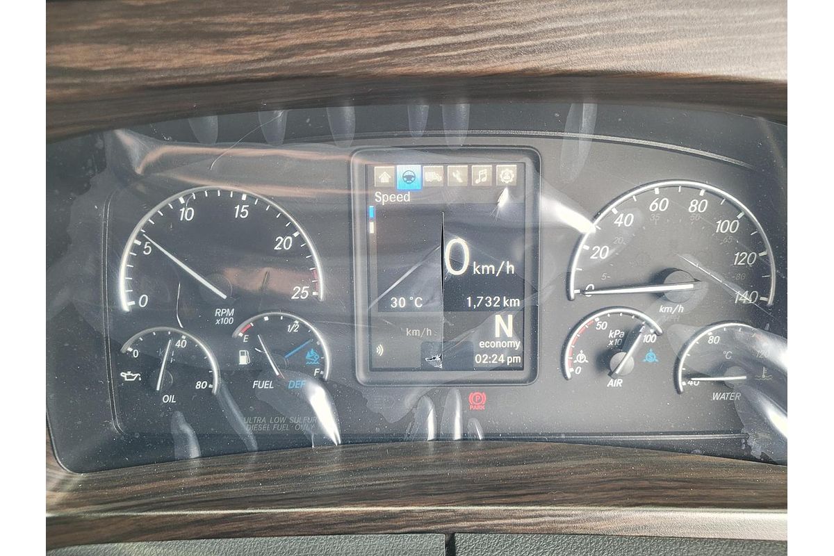 2023 Freightliner Cascadia 116