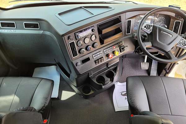 2023 Freightliner Cascadia 116