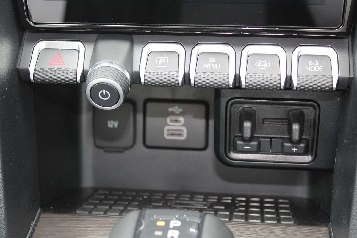 2024 Volkswagen Amarok TDI600 Style NF 4X4
