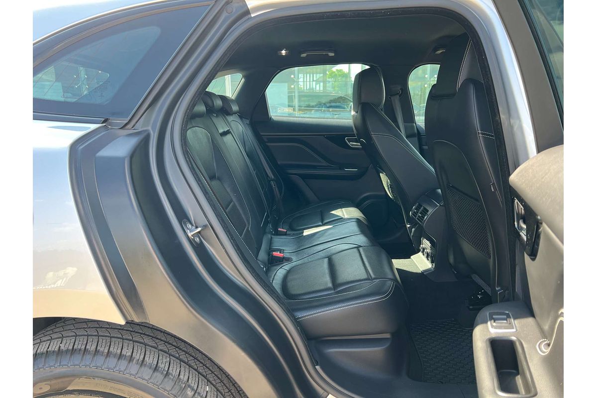 2016 Jaguar F-PACE 30d R-Sport X761