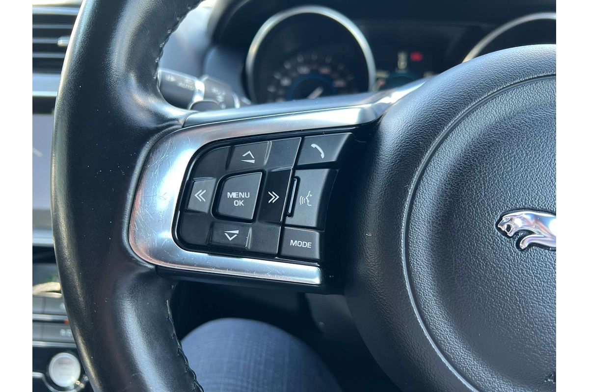 2016 Jaguar F-PACE 30d R-Sport X761