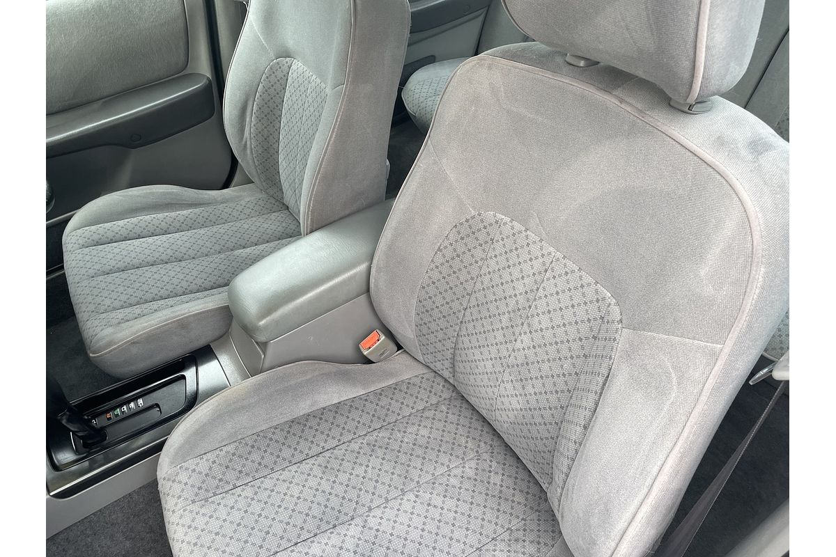 2004 Toyota Avalon GXi MCX10R Mark III