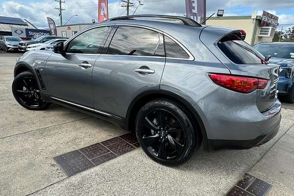 2018 INFINITI QX70 S Premium S51