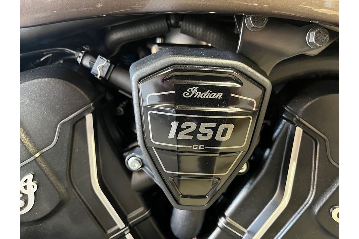 2024 Indian Scout Bobber Limited + Tech
