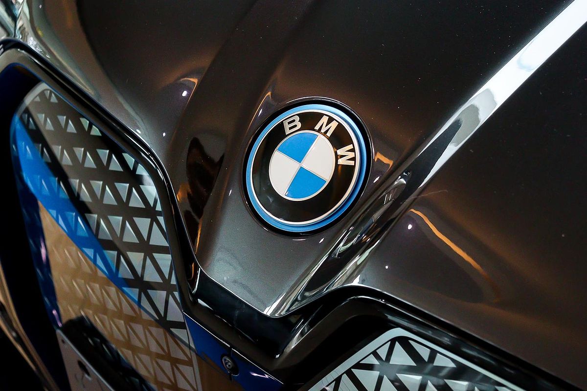 2024 BMW iX xDrive40 Sport I20