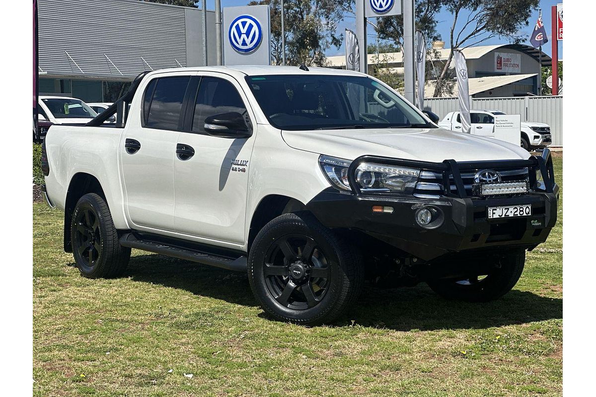 2017 Toyota Hilux SR5 GUN126R 4X4