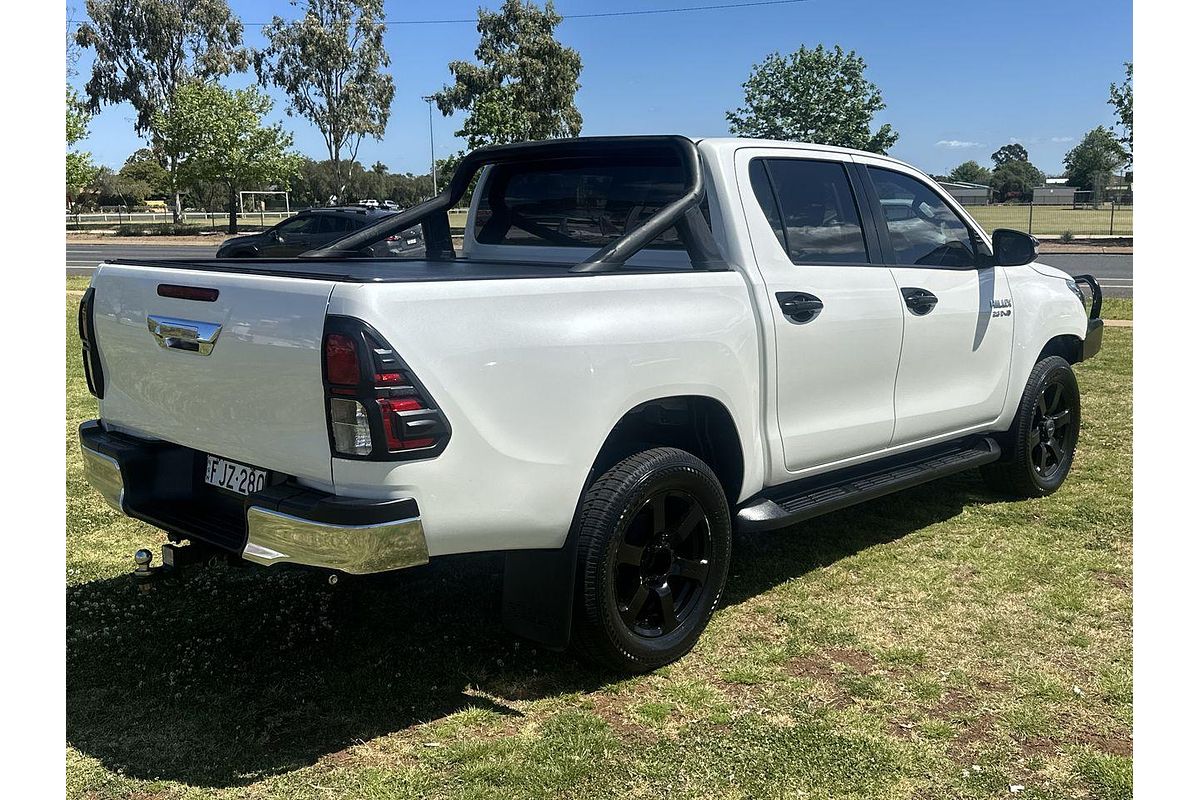 2017 Toyota Hilux SR5 GUN126R 4X4