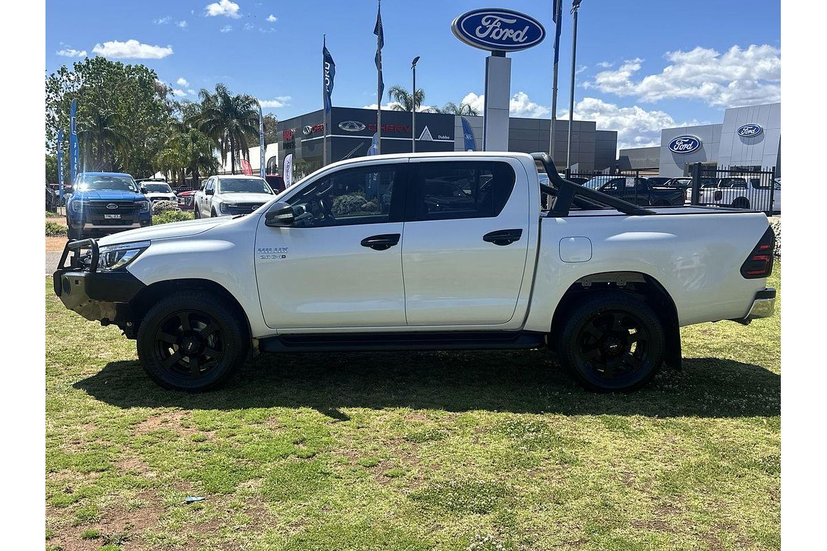2017 Toyota Hilux SR5 GUN126R 4X4