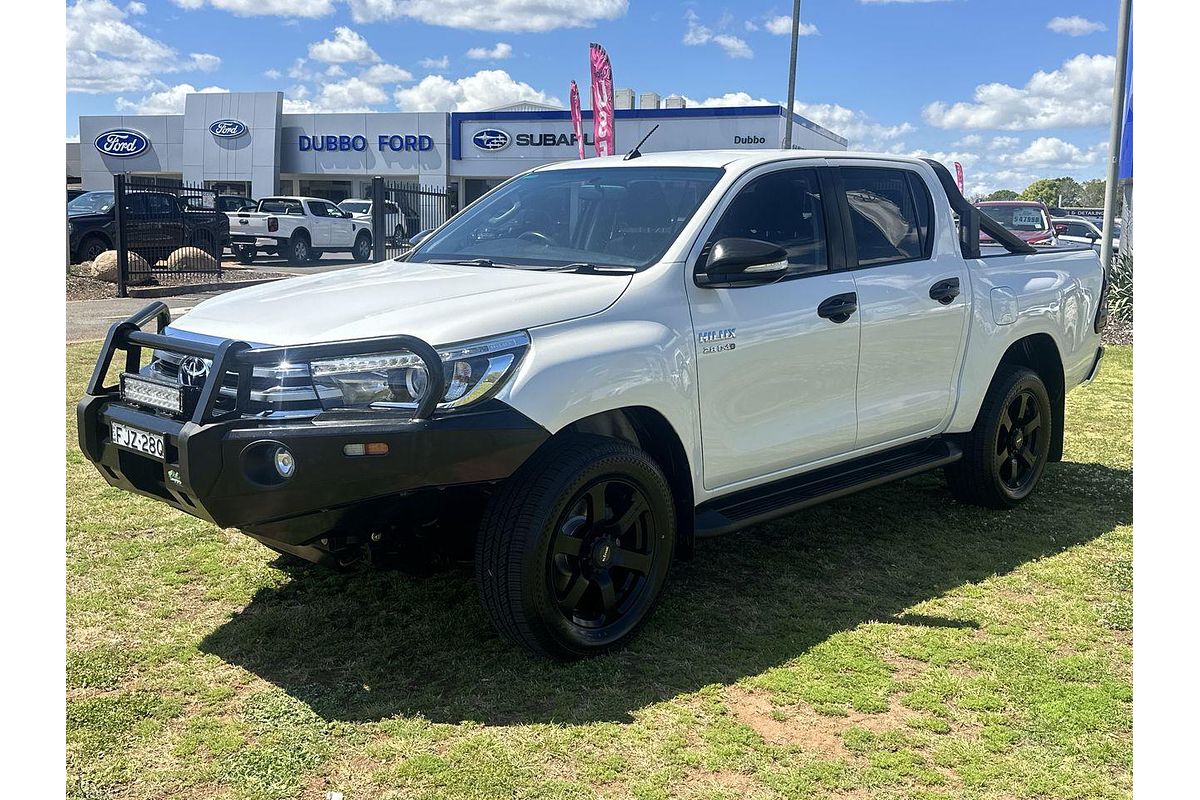 2017 Toyota Hilux SR5 GUN126R 4X4