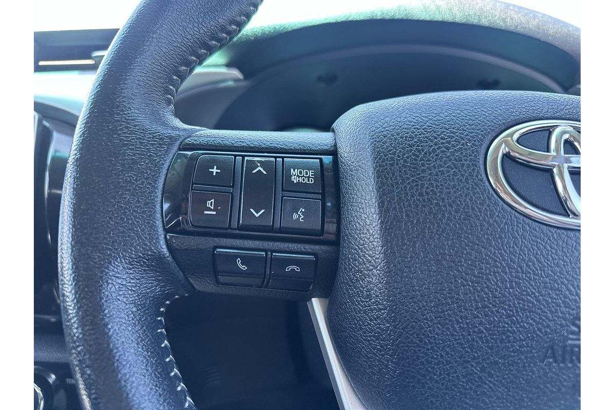 2017 Toyota Hilux SR5 GUN126R 4X4